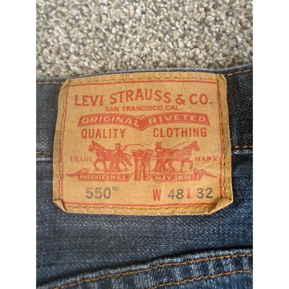 Levis 550 Relaxed Fit Jeans Mens 48x32 Medium Wash Blue Denim‎ 100% Cotton